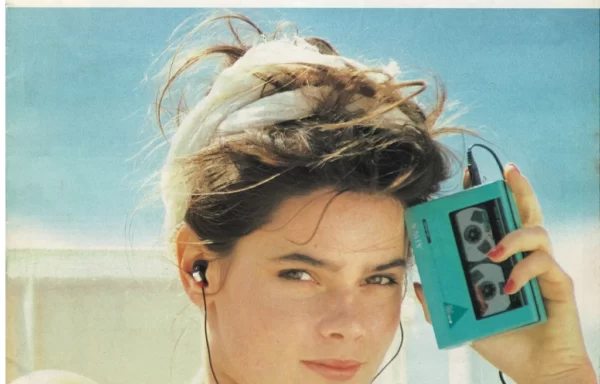 AIWA Cassette Audio (1983.07)