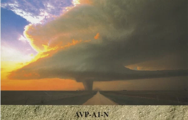 DENON AV SURROUND AMPLIFIERS (1996.10)