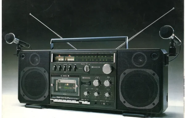 SANYO (1978.12) — каталог кассетных магнитофонов и радиоприёмников